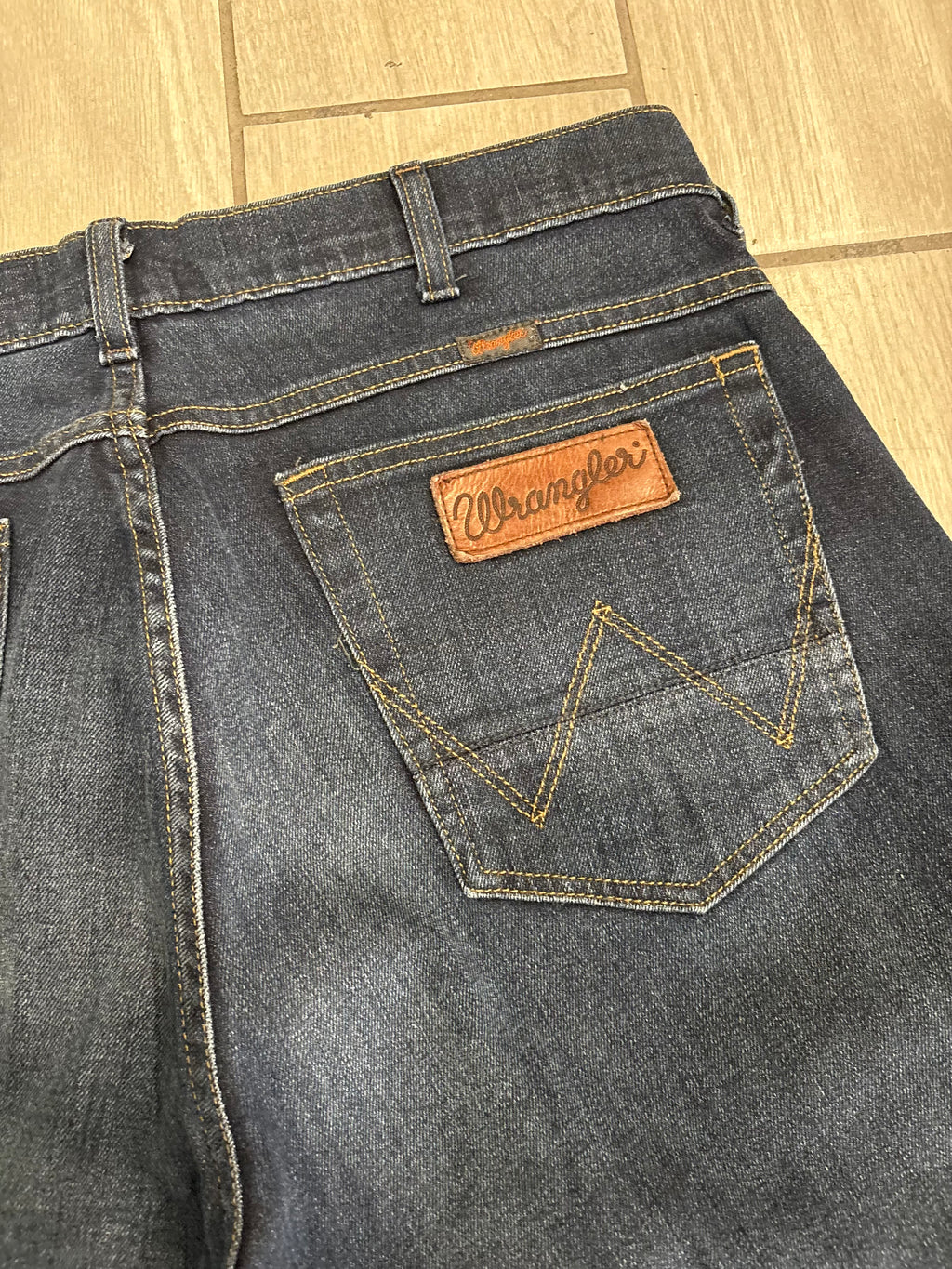 Jeans Wrangler (Q69)