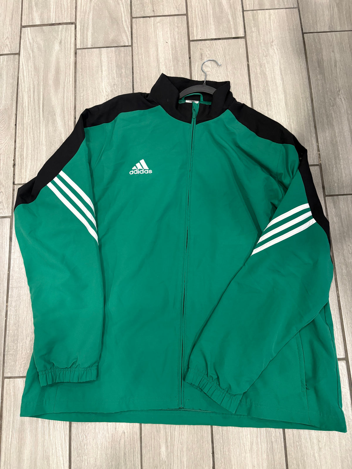 Felpa Adidas (FE03)