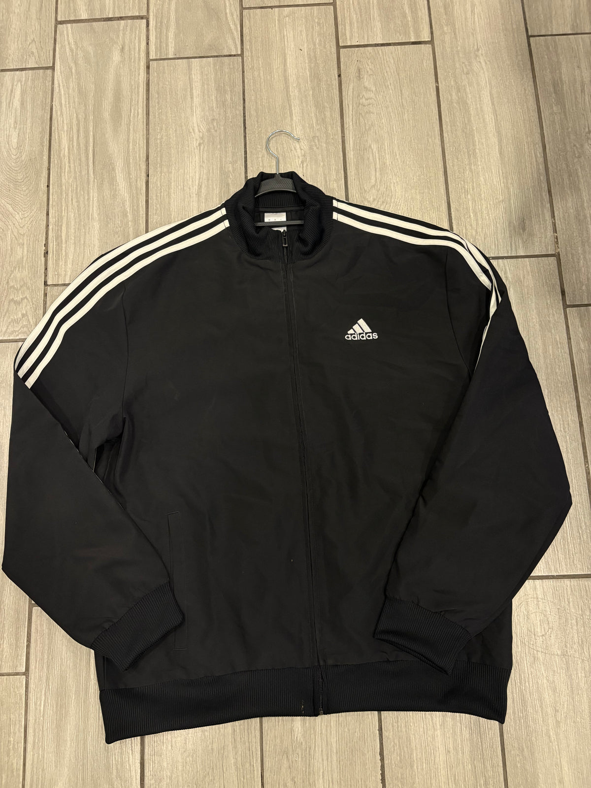 Felpa Adidas (FE06)