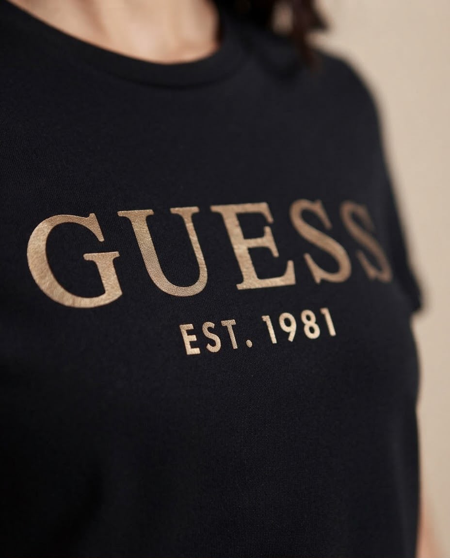 T-Shirt Guess